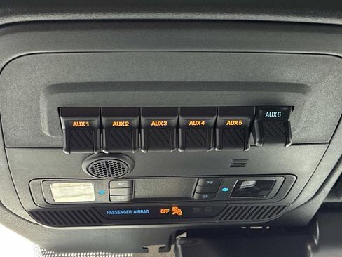 New 2025 Ford Bronco Badlands w/ Sasquatch Package image 20