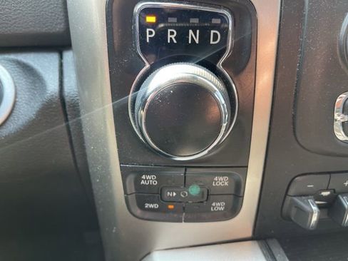 Used 2019 RAM 1500 Big Horn image 25