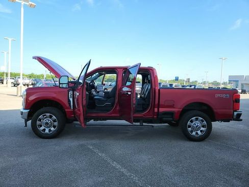 Used 2023 Ford F350 Lariat w/ Lariat Ultimate Package AWD/4WD image 14
