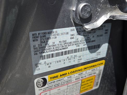 Used 2024 Ford Expedition Limited image 10