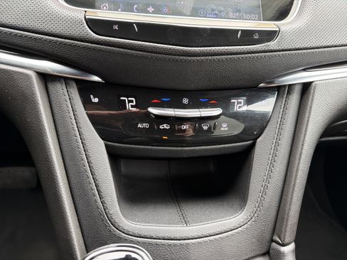 Used 2023 Cadillac XT6 Luxury AWD/4WD image 24