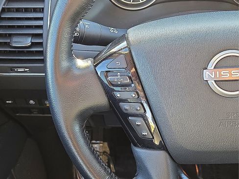 Used 2024 Nissan Armada SL image 20