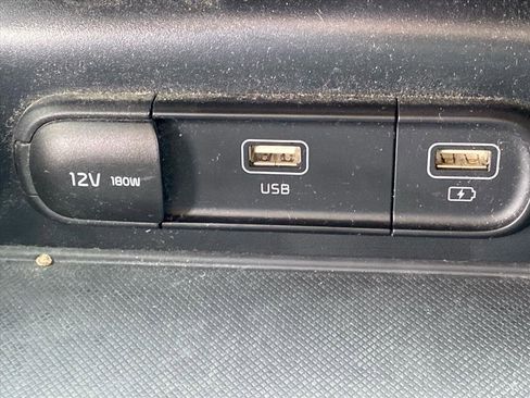 Used 2023 Kia K5 LXS image 10