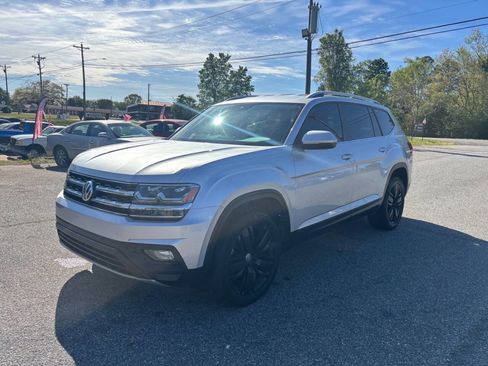 Used 2019 Volkswagen Atlas SE image 1