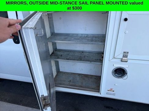 Used 2017 Chevrolet Express 3500 image 12