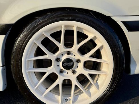 Used 1995 BMW M3 Coupe image 13