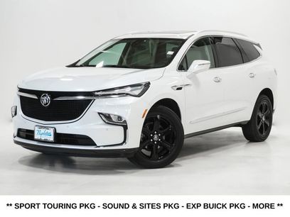 Used 2023 Buick Enclave Essence w/ Experience Buick Package