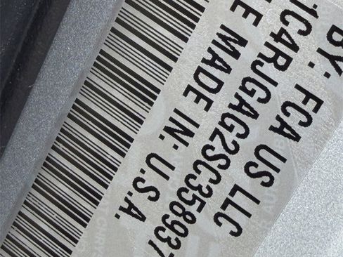 New 2025 Jeep Grand Cherokee Altitude image 21