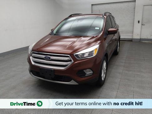 Used 2018 Ford Escape SE w/ Ford Safe & Smart Package FWD image 1