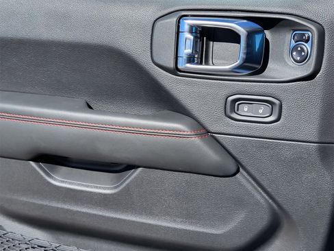 New 2025 Jeep Wrangler Unlimited Rubicon image 15