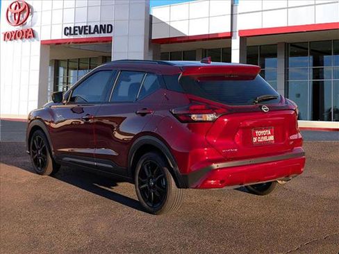 Used 2023 Nissan Kicks SR w/ SR Premium Package image 5