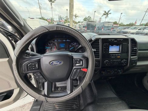 Used 2020 Ford F350 XL w/ Power Equipment Group image 12