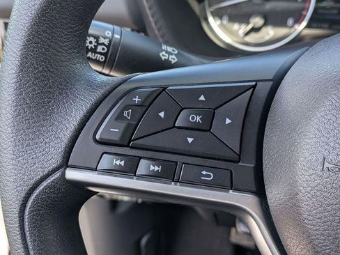 Used 2024 Nissan Sentra SV FWD image 19