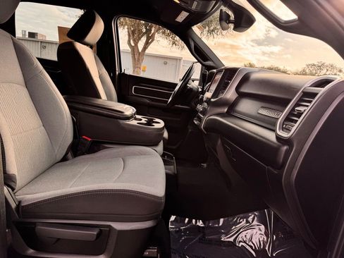 Used 2024 RAM 2500 Big Horn image 31
