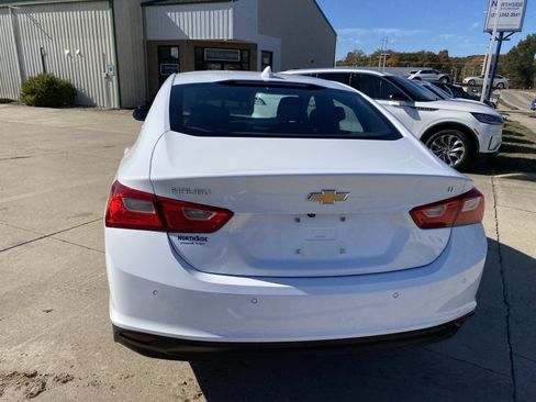 Used 2024 Chevrolet Malibu LT image 8