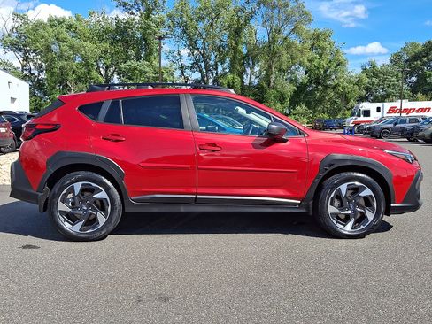 Used 2024 Subaru Crosstrek 2.5i Limited AWD/4WD image 13