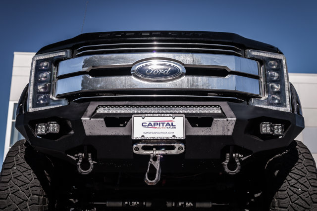 Used 2017 Ford F250 Lariat w/ Lariat Ultimate Package AWD/4WD image 11