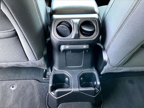 Certified 2022 Jeep Wrangler Sport S image 15
