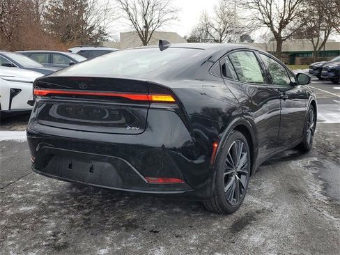 New 2026 Toyota Prius XLE image 4