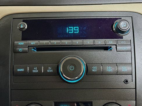 Used 2007 Buick Lucerne CX image 14