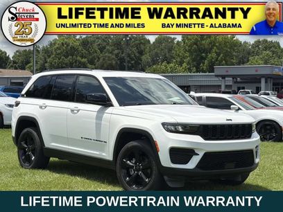 Used 2023 Jeep Grand Cherokee Altitude