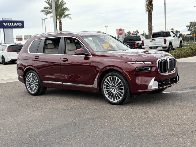 Certified 2025 BMW X7 xDrive40i w/ Premium Package AWD/4WD image 5
