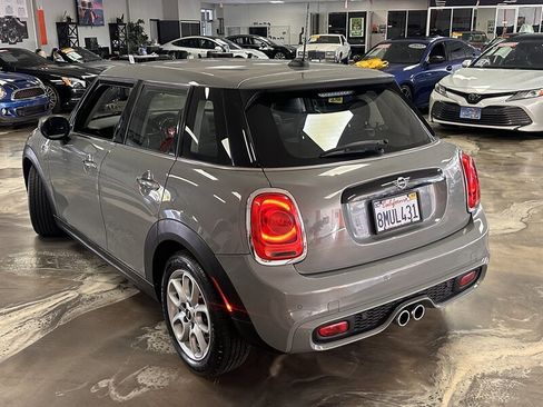 Used 2020 MINI Cooper S image 10