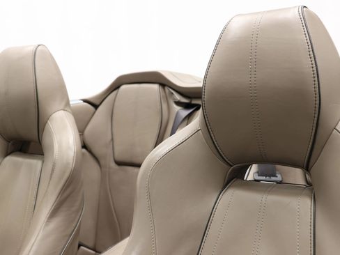 Used 2015 Aston Martin DB9 Volante Carbon Edition Convert image 19