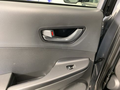 Used 2023 Hyundai Kona SEL FWD image 31