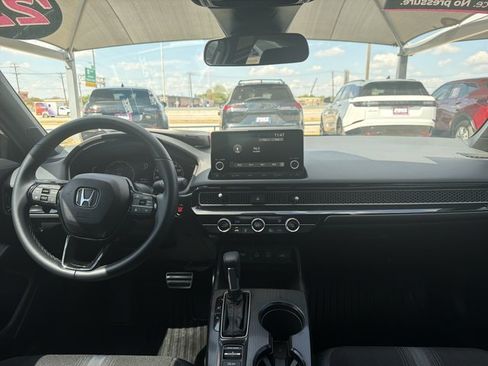 Used 2025 Honda Civic Sport image 22