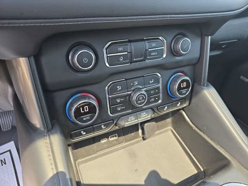 Used 2021 Chevrolet Tahoe LT AWD/4WD image 17
