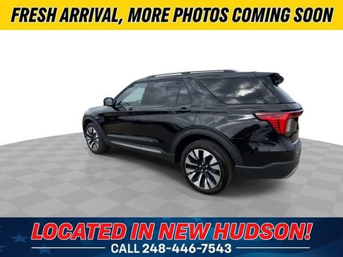Used 2025 Ford Explorer Platinum w/ LUX Leather Package image 8