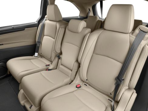 Used 2018 Honda Odyssey Touring image 7