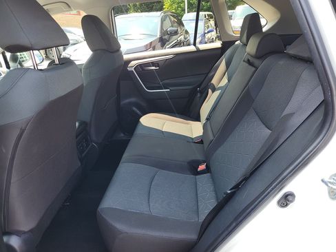 Certified 2025 Toyota RAV4 XLE AWD/4WD image 24