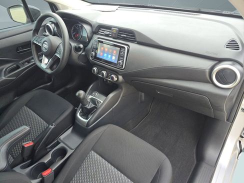 Used 2021 Nissan Versa S image 28