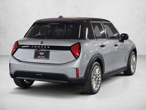 New 2026 MINI Cooper 4-Door Hardtop image 5