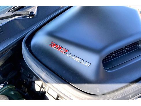 Used 2022 Dodge Challenger R/T Scat Pack w/ Shaker Package RWD image 31