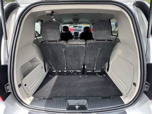 Used 2011 Dodge Grand Caravan Express w/ PWR Window Group FWD image 25