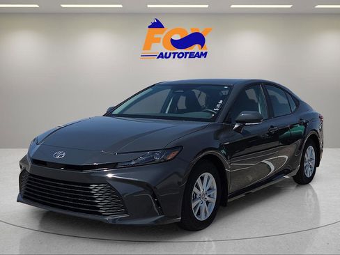 New 2026 Toyota Camry LE FWD image 1