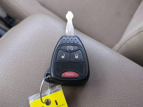 Used 2015 Jeep Patriot Latitude AWD/4WD image 25