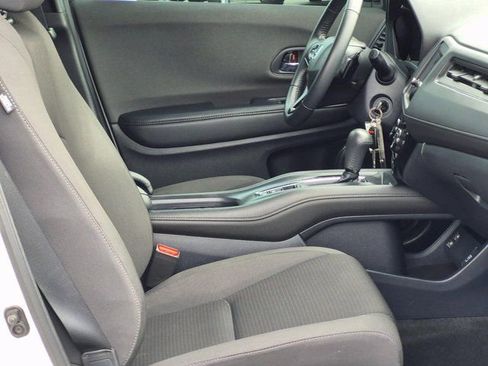 Used 2021 Honda HR-V Sport image 19