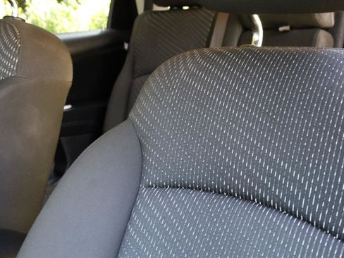 Used 2020 Dodge Journey SE w/ Blacktop Package FWD image 32