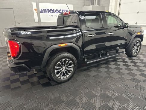 Used 2024 GMC Canyon Denali AWD/4WD image 10