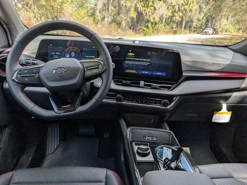 New 2026 Chevrolet Equinox RS FWD image 13