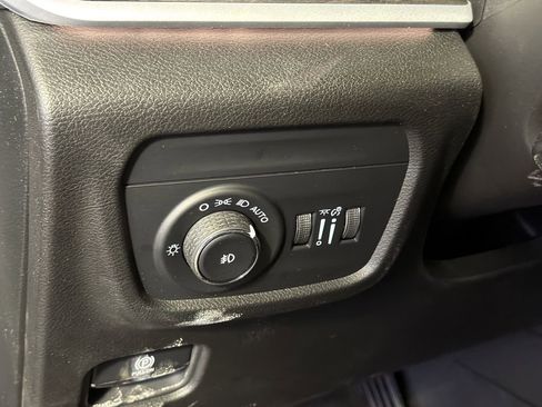 New 2026 Jeep Grand Cherokee Limited image 12