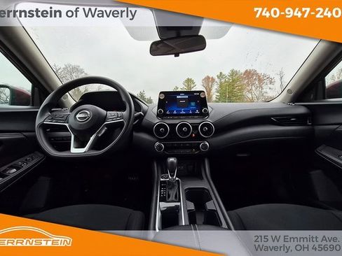 Used 2024 Nissan Sentra SV image 6