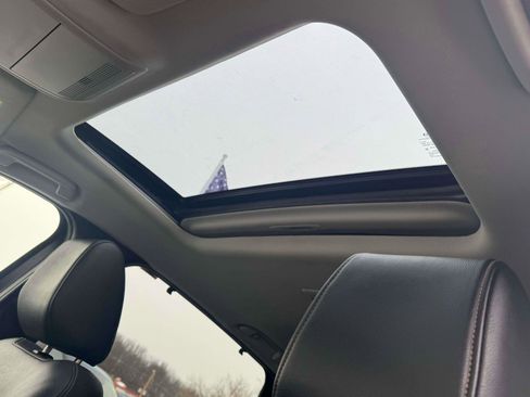 Used 2024 MAZDA CX-90 3.3 Turbo w/ Preferred Plus image 18