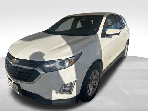 Used 2019 Chevrolet Equinox LT image 3