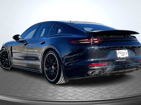 Used 2018 Porsche Panamera 4S image 13