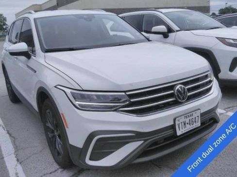 Used 2024 Volkswagen Tiguan SE AWD/4WD image 7
